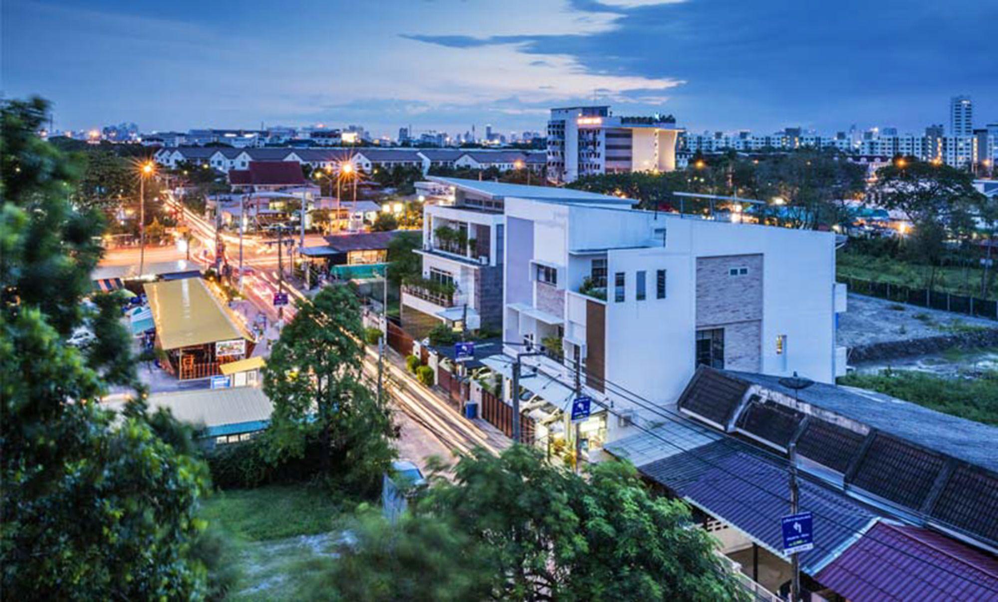 Livotel Hotel Hua Mak Bangkok Zewnętrze zdjęcie